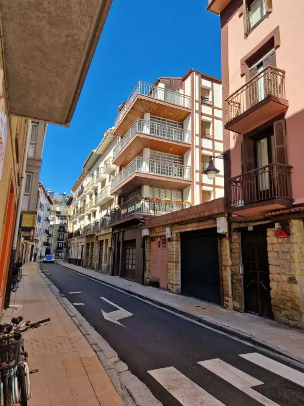 Locale commerciale in vendita a Herrikobarra Kalea