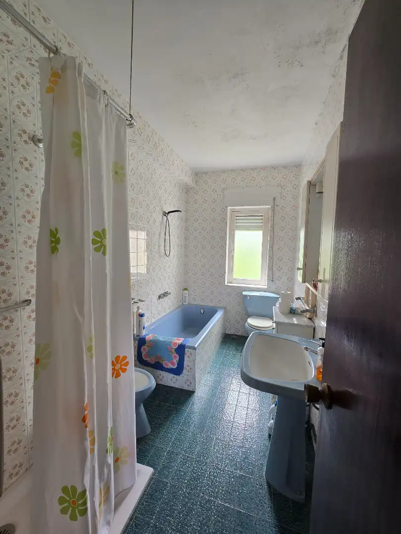 Badezimmer von Country house zum Verkauf in Arnuero mit Heizung, Privatgarten und Abstellraum