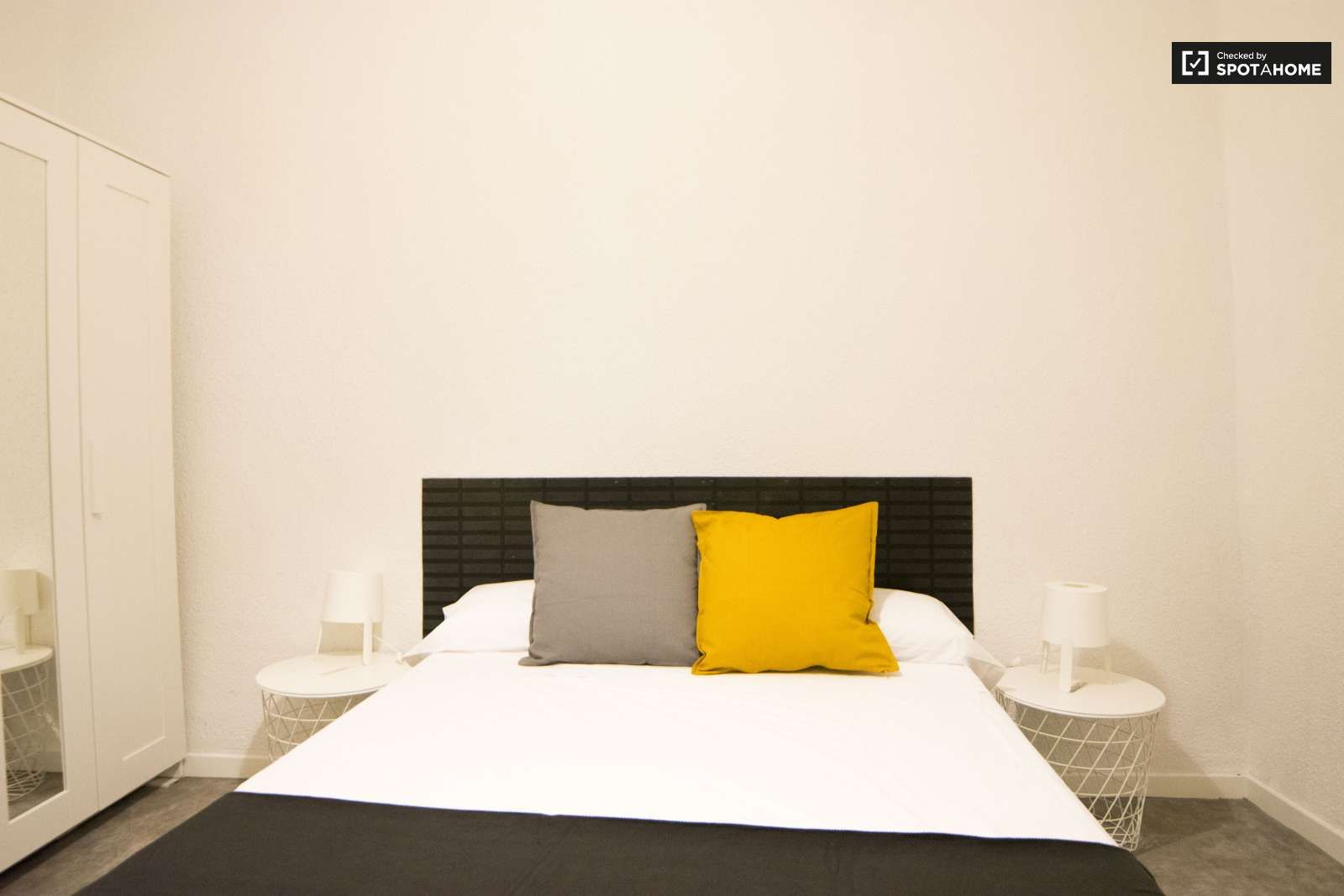Flat to share in Universidad - Malasaña