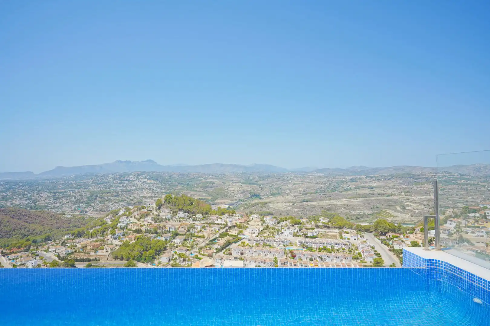 Villa con piscina in vendita a Cumbre del Sol, imagen 8
