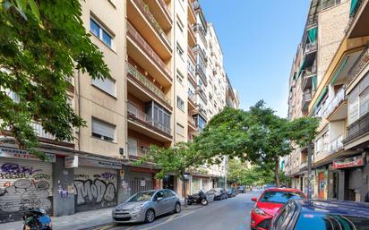 Vista exterior de Pis en venda en  Granada Capital amb Balcó