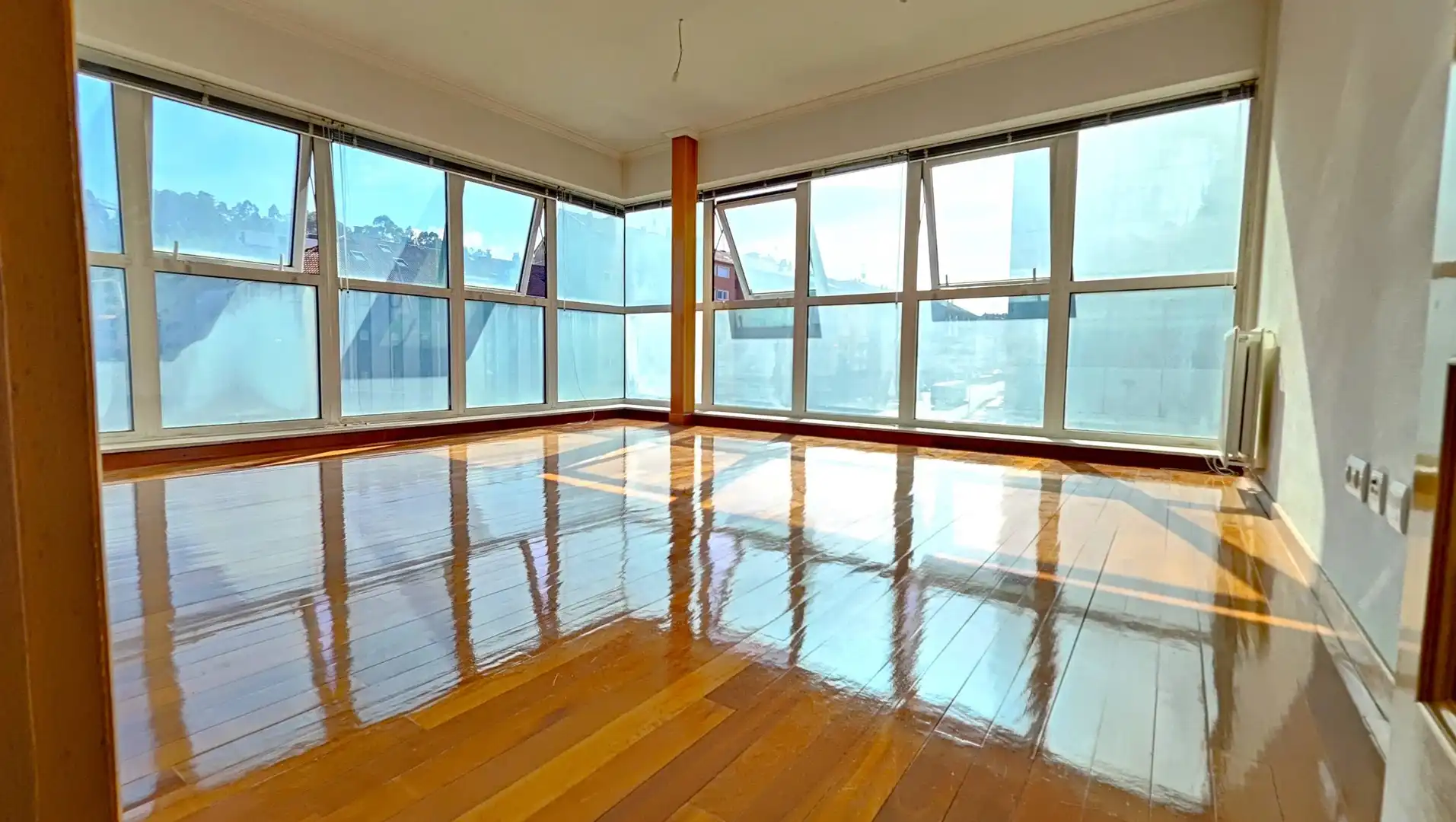 Piso con ascensor en venta en ISIDRO PARGA PONDAL