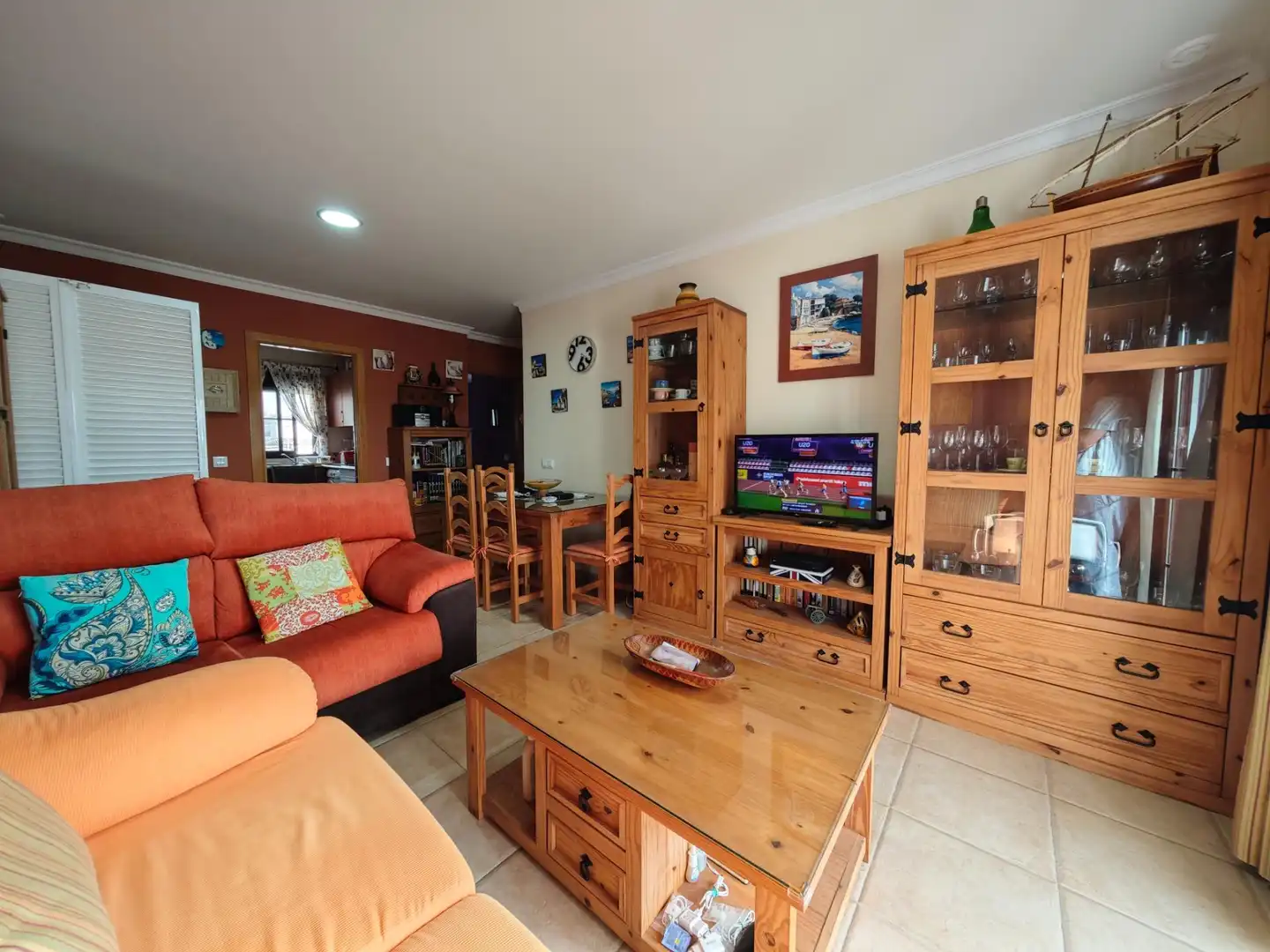 Sala de estar de Apartamento en venta en Chiclana de la Frontera con Jardín privado, Terraza y Amueblado
