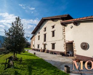 Vista exterior de Finca rústica en venda en Bergara amb Calefacció, Jardí privat i Terrassa