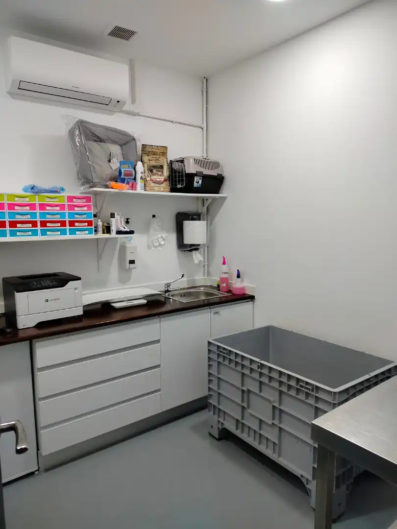 Nave industrial en traspaso en Parla con Calefacción