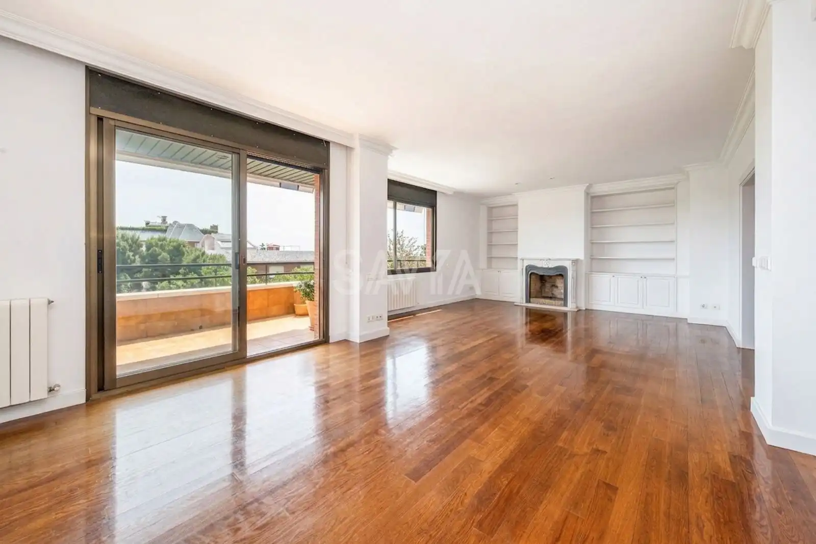 Wohnzimmer von Dachboden zur Miete in Barcelona mit Klimaanlage, Heizung und Terrasse