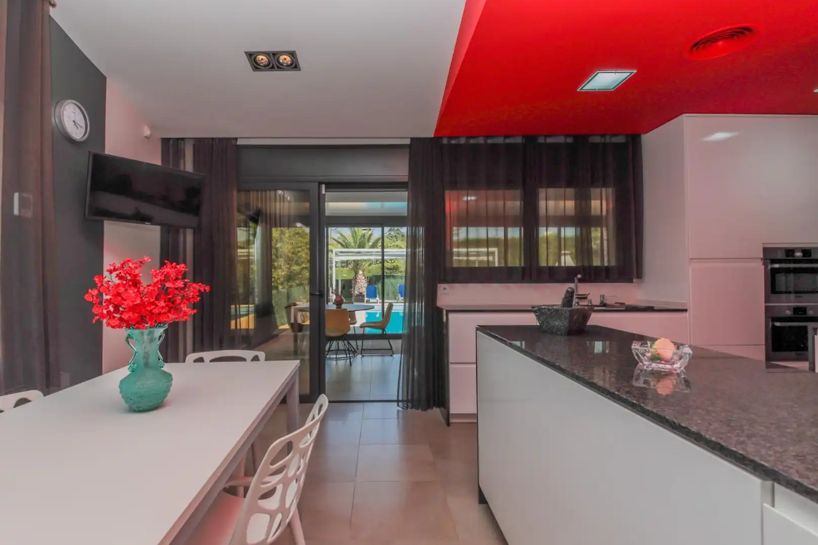 Cuina de Casa o xalet en venda en Tortosa amb Aire condicionat, Jardí privat i Terrassa
