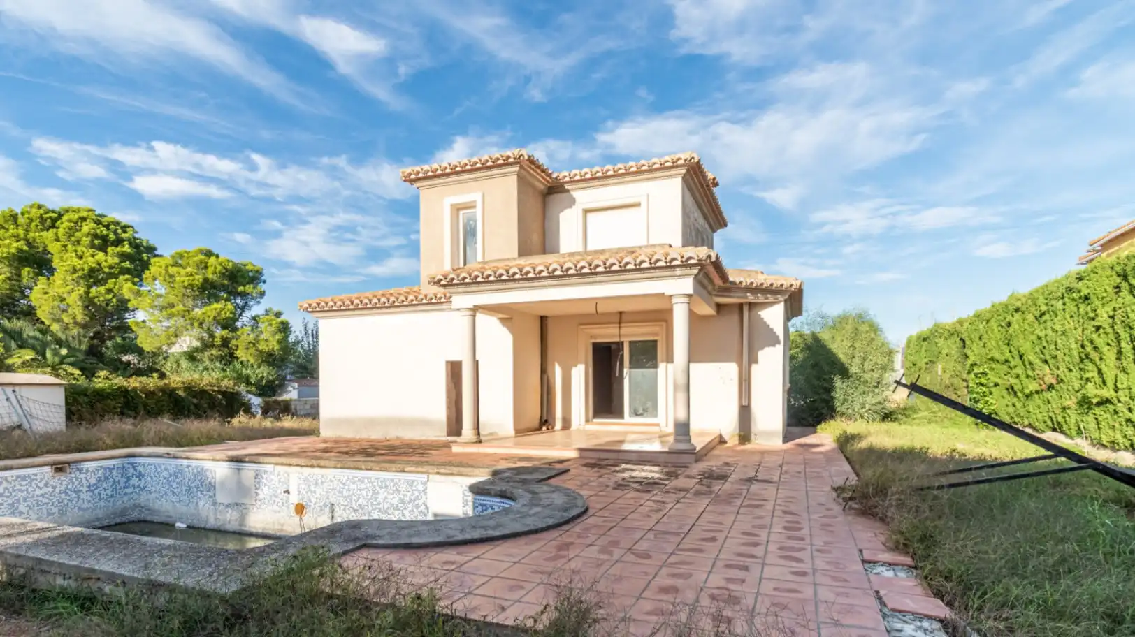 Vista exterior de Casa o chalet en venta en Dénia con Terraza y Piscina