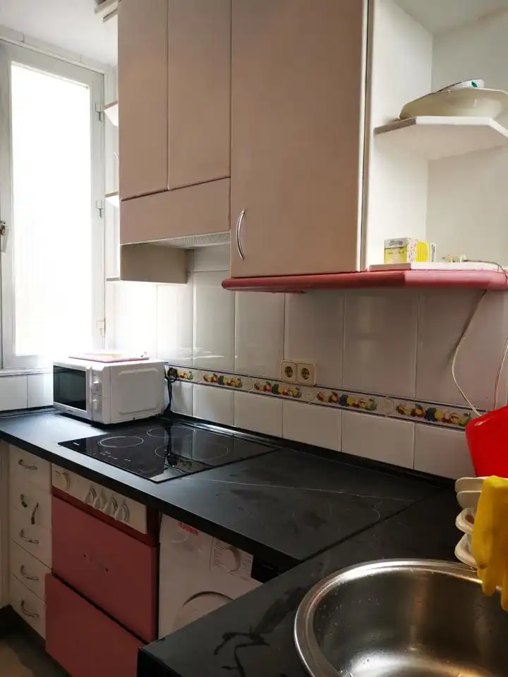 Piso de alquiler en Calle del Mesón de Paredes, Embajadores - Lavapiés
