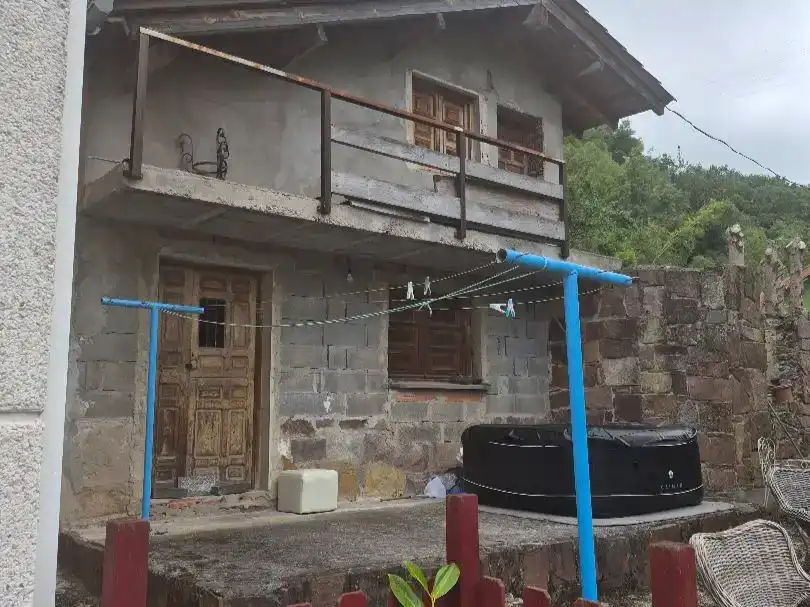 Vista exterior de Casa o chalet en venta en Bárcena de Pie de Concha con Jardín privado, Parquet y Trastero