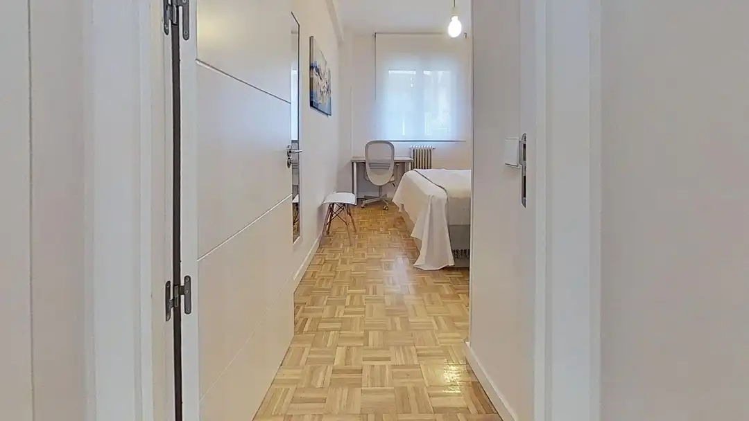 Bedroom of Flat for rent in Madrid  with Air Conditioner and Terrace