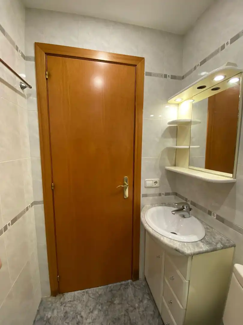 Baño de Piso en venta en L'Hospitalet de Llobregat con Calefacción y Balcón