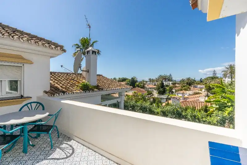 Chalet con piscina en venta en Elviria - Cabopino, imagen 7