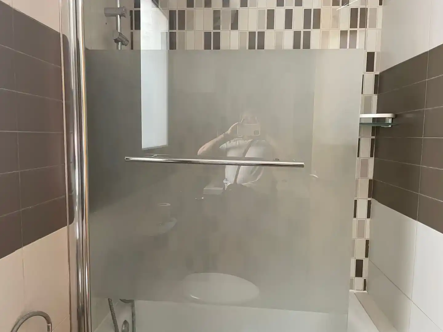 Bany de Pis de lloguer en Torrevieja amb Aire condicionat, Moblat i Balcó
