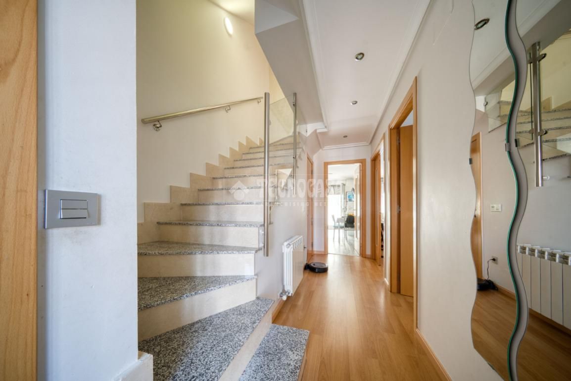 Single-family semi-detached for sale in C. Toribio Diez