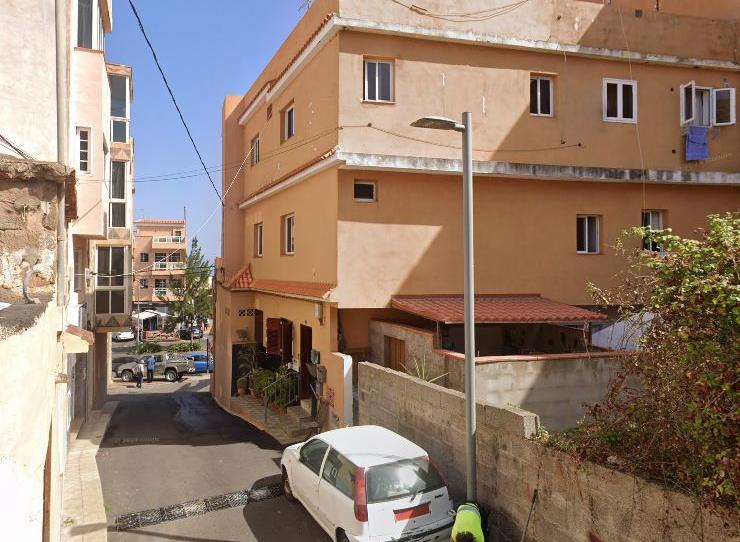 Foto 1 de Piso en venta en Cuesta de la Villa, Santa Cruz de Tenerife