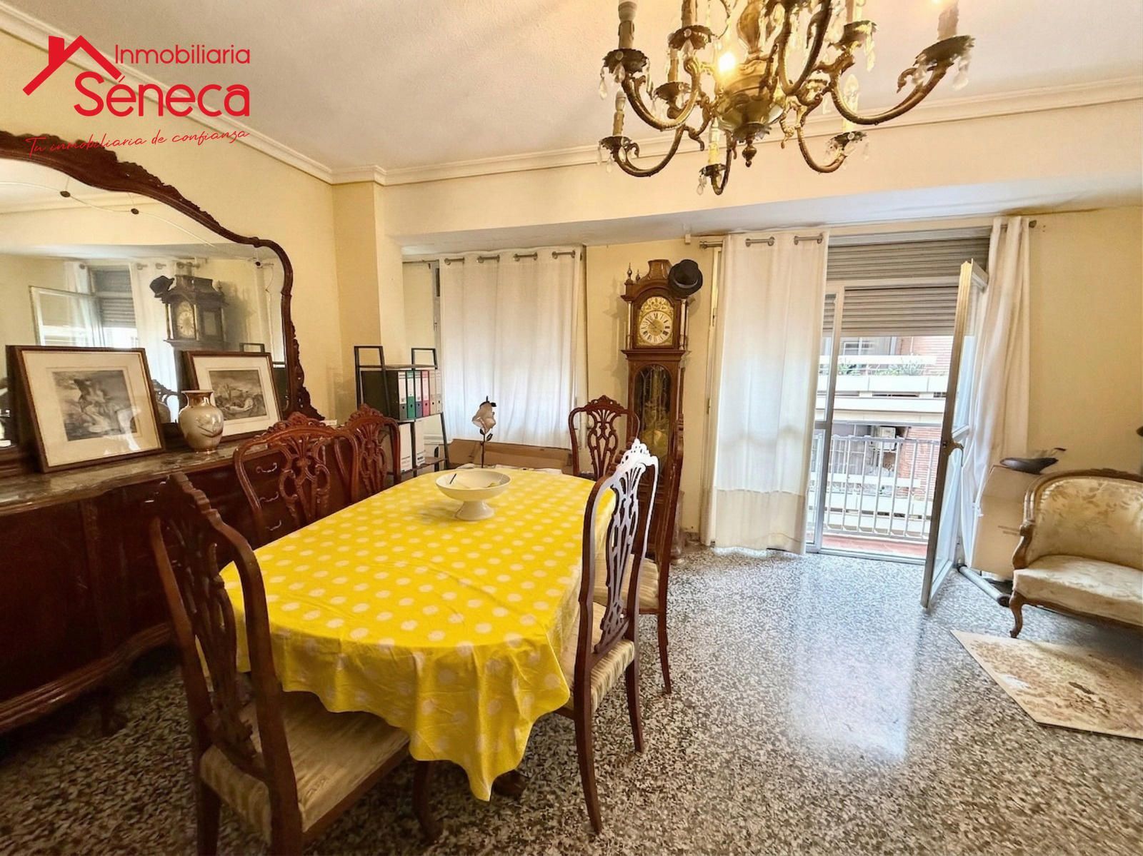 Vista exterior de Pis en venda en  Córdoba Capital amb Aire condicionat