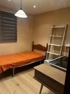 Habitación de Piso en venta en Granada con Calefacción, Terraza y Balcón
