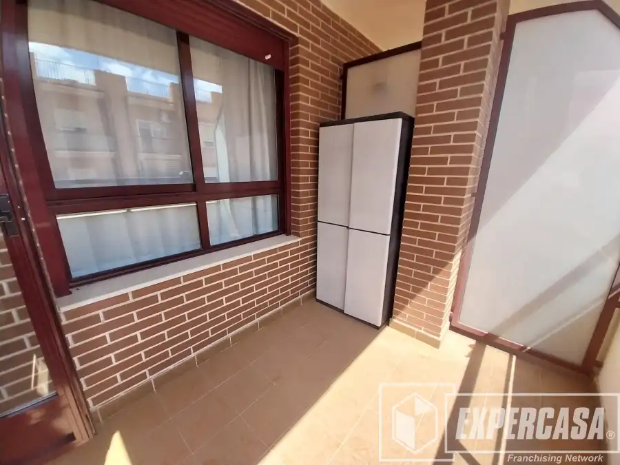 Vista exterior de Dúplex en venda en Torrent amb Aire condicionat i Terrassa
