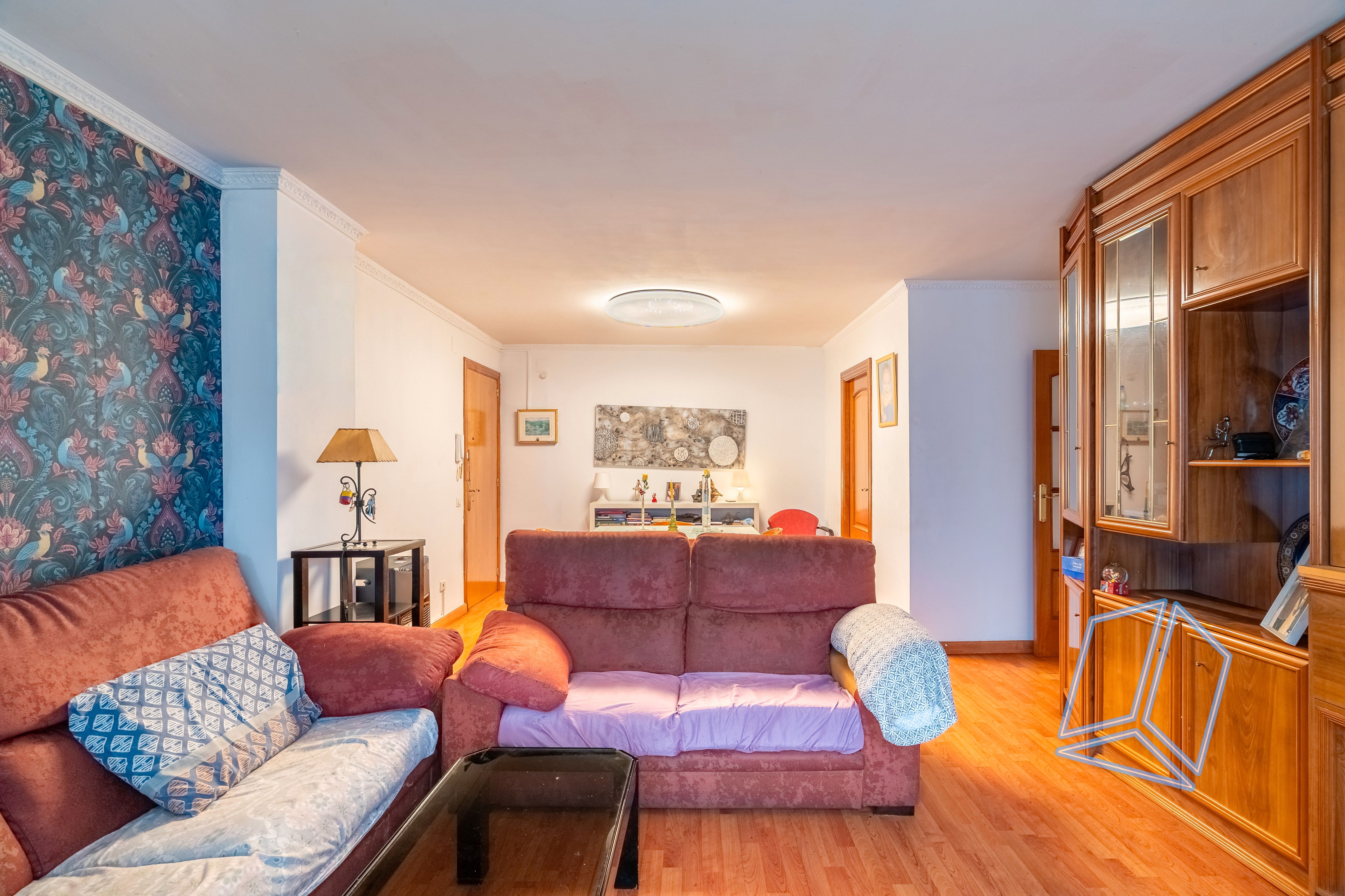 Sala d'estar de Pis en venda en  Barcelona Capital amb Calefacció