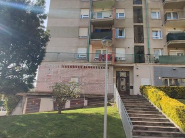 Local comercial en venta en Santander - AV NUEVA MONTAÑA 23