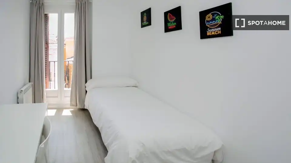 Room in Sol