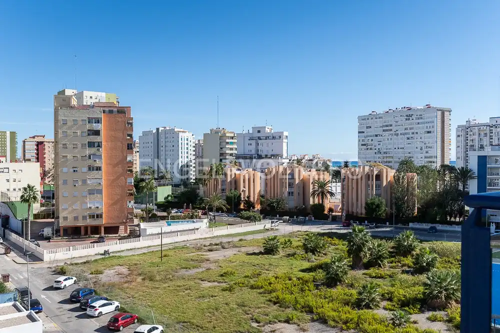 Exterior view of Flat for rent in La Pobla de Farnals  with Air Conditioner, Heating and Private garden