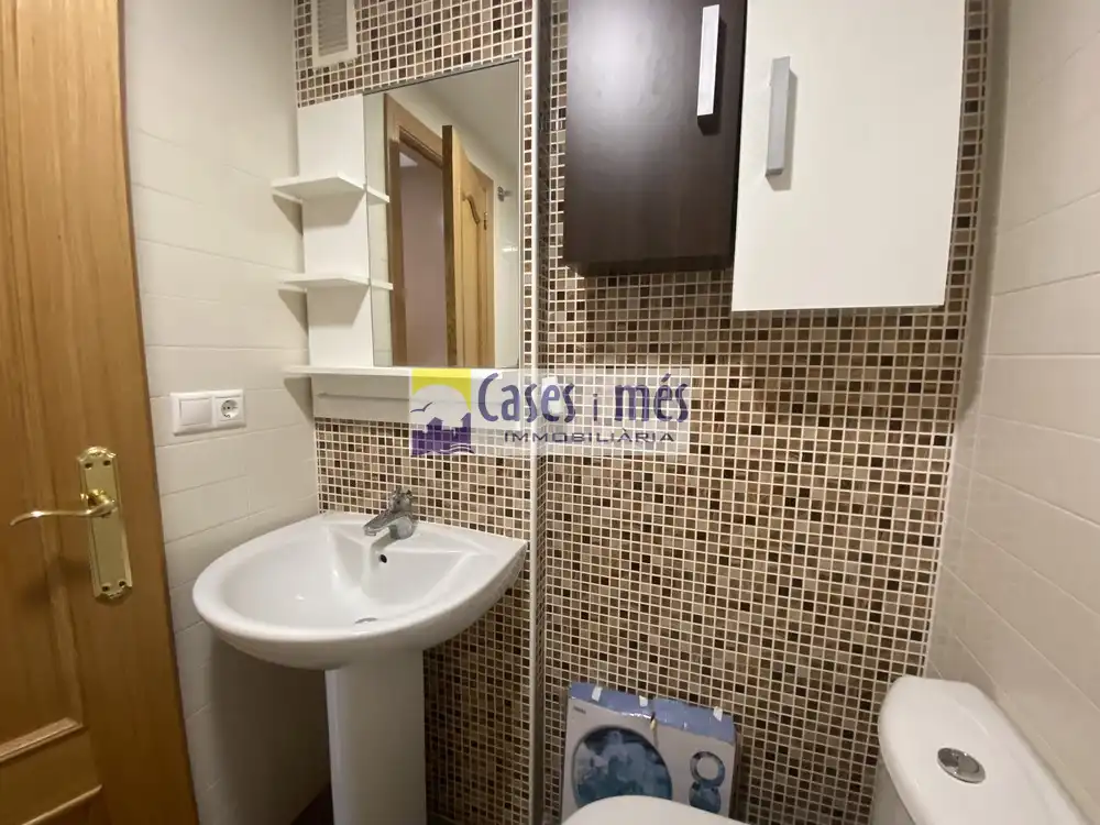 Bathroom of Flat for rent in Rafelbuñol / Rafelbunyol, Valencia