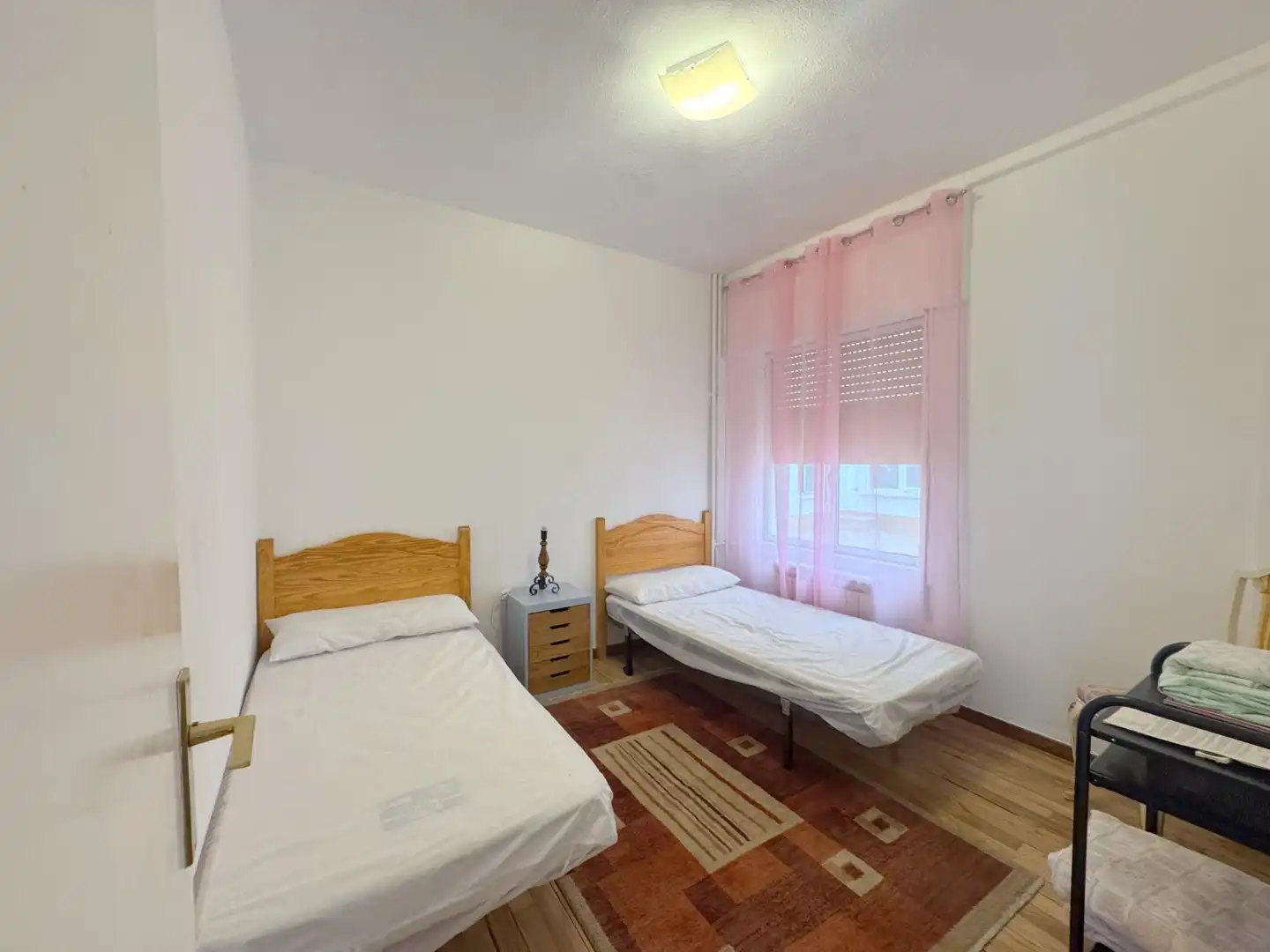 Habitación de Piso de alquiler en Ávila con Parquet y Amueblado