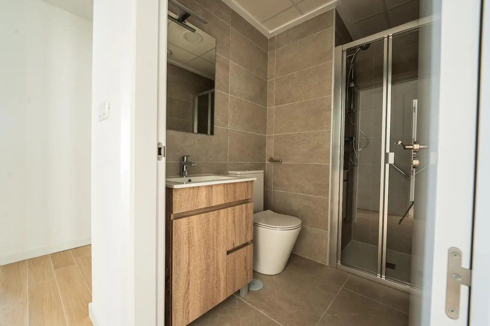 Baño de Apartamento en venta en Albacete con Calefacción, Jardín privado y Trastero