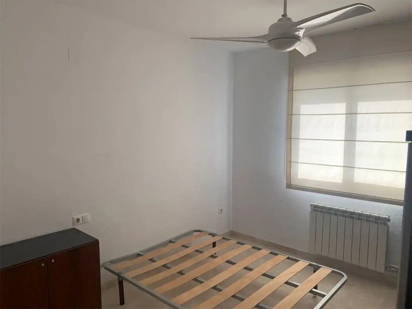 Dormitori de Casa o xalet en venda en  Granada Capital amb Aire condicionat i Piscina