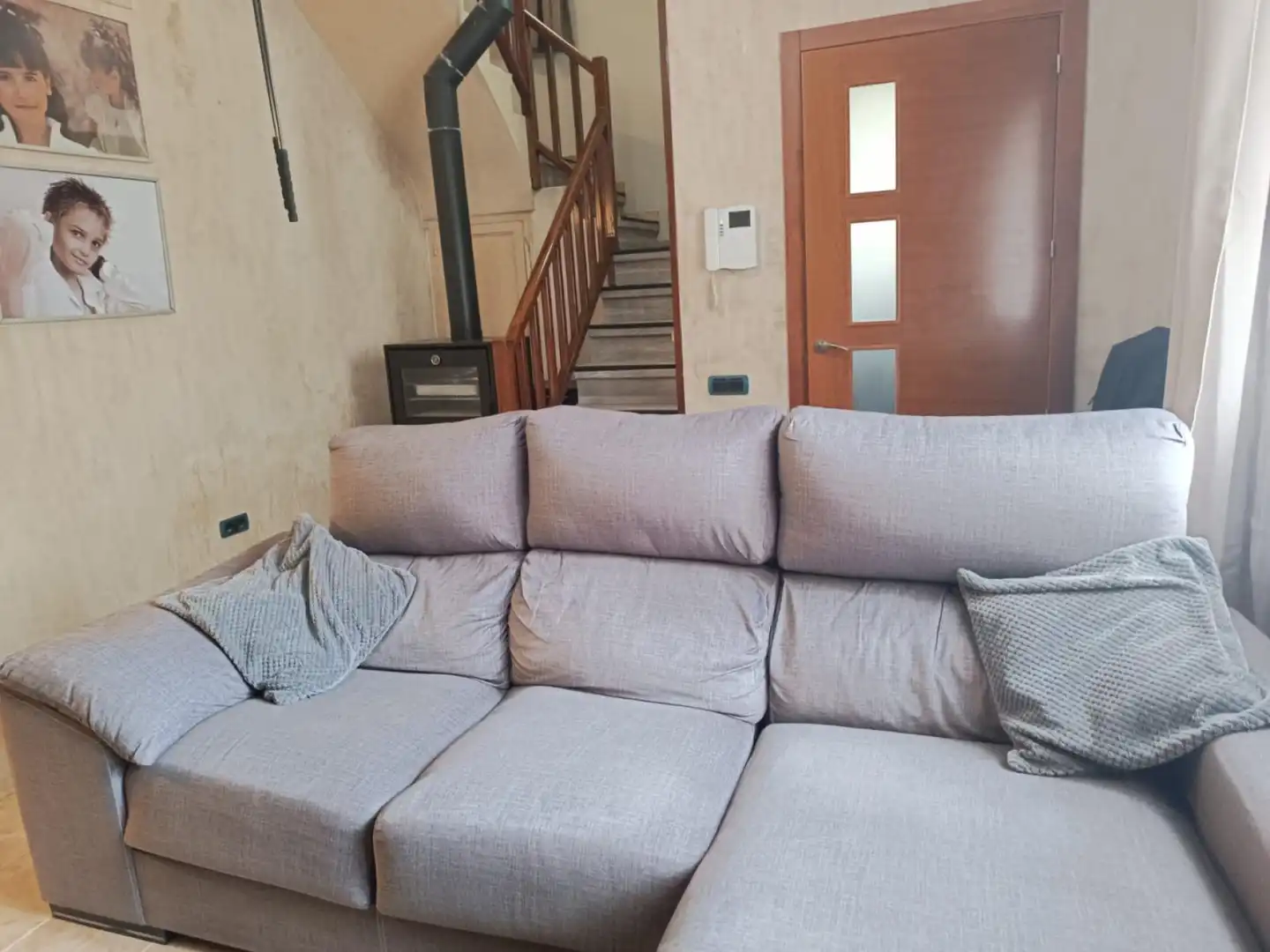 Wohnzimmer von Einfamilien-Reihenhaus zum Verkauf in Reus mit Heizung