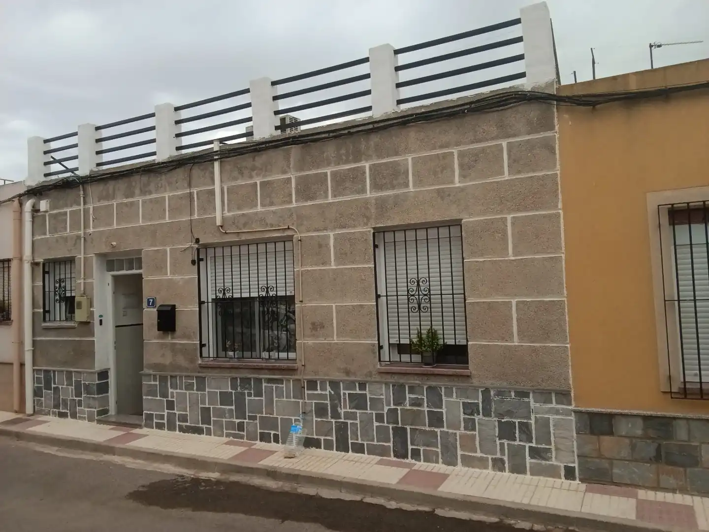 Haus zum Verkauf in Calle Cura Gómez Ruiz 19