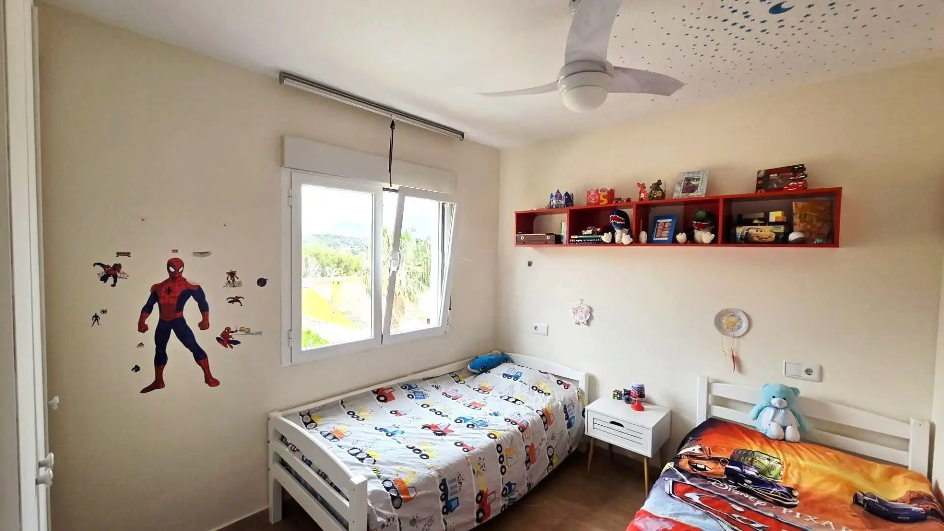 Habitación de Casa o chalet en venta en La Nucia con Aire acondicionado, Jardín privado y Terraza