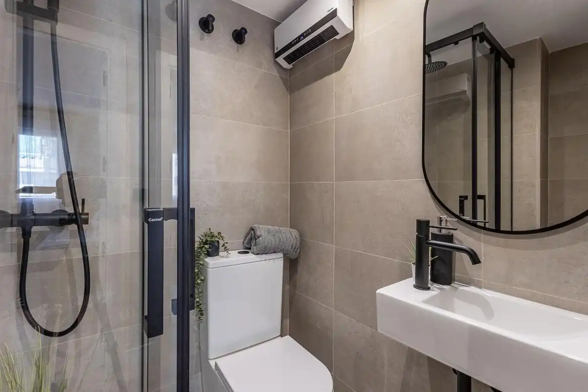 Piso con terraza en venta en Calle Almuñécar, imagen 26