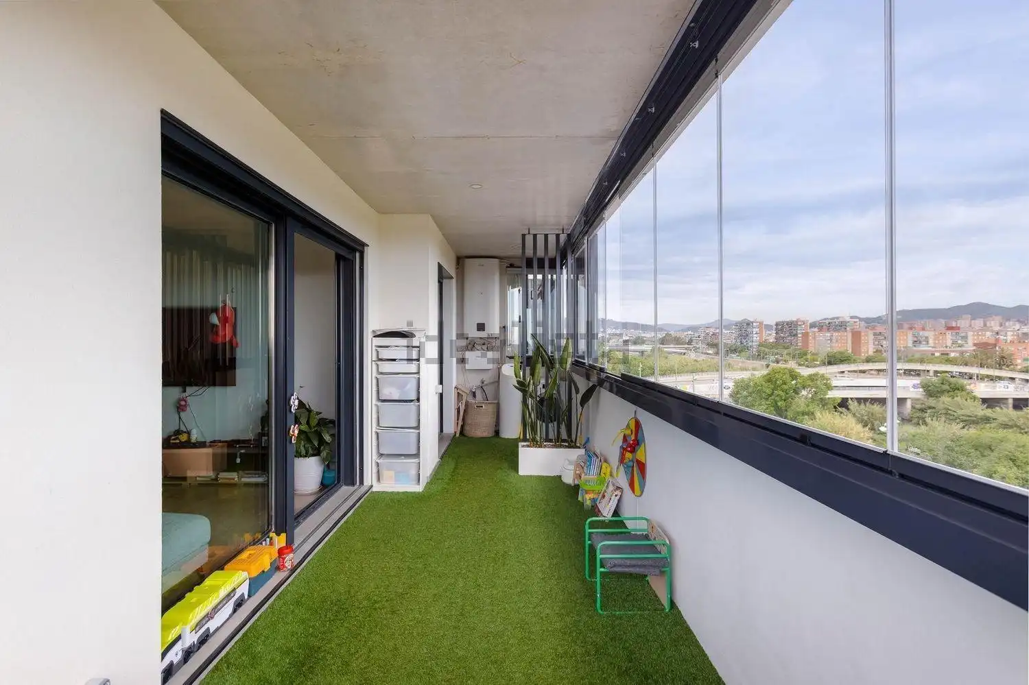 Terrasse von Dachboden zur Miete in Sant Adrià de Besòs mit Klimaanlage, Heizung und Privatgarten
