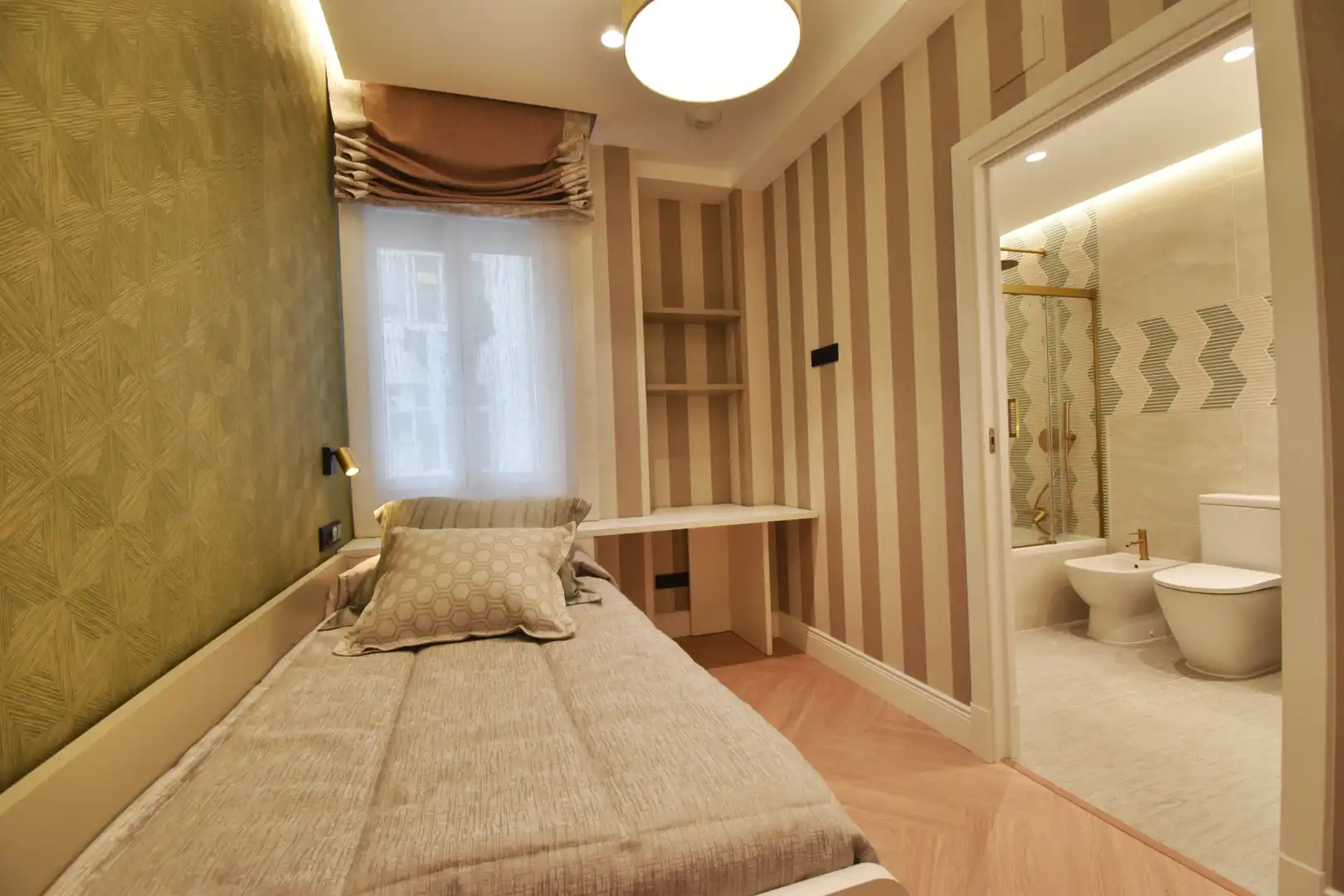 Habitación de Piso en venta en Madrid con Aire acondicionado, Calefacción y Amueblado