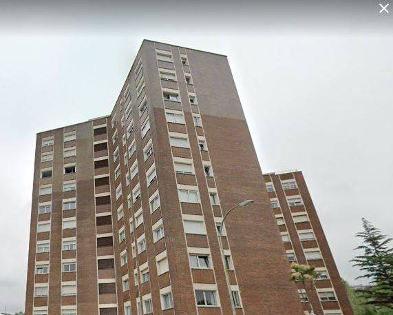 Local comercial en Venta en Llaranes