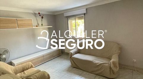 Foto 2 de Piso de alquiler en Caramuel, Puerta del Ángel, Madrid Capital
