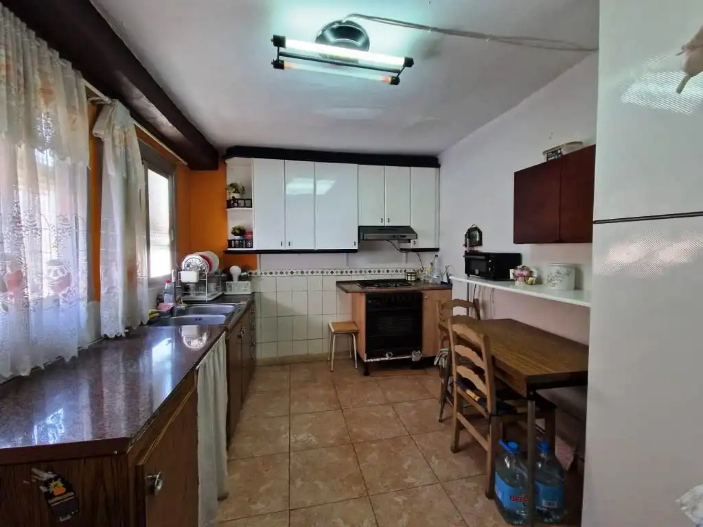 Cuina de Casa o xalet en venda en Alcampell amb Jardí privat, Terrassa i Balcó