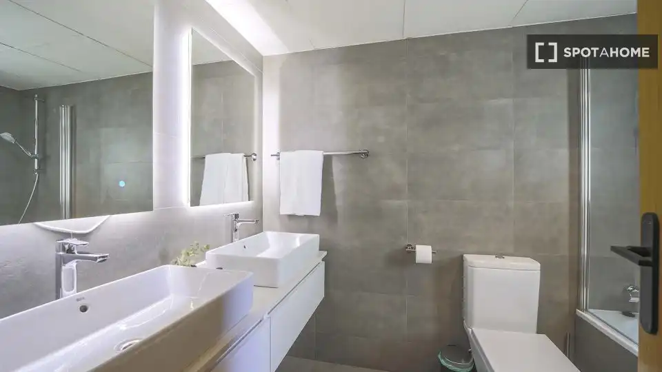 Appartamento con terrazza in affitto a Chamartín, imagen 6