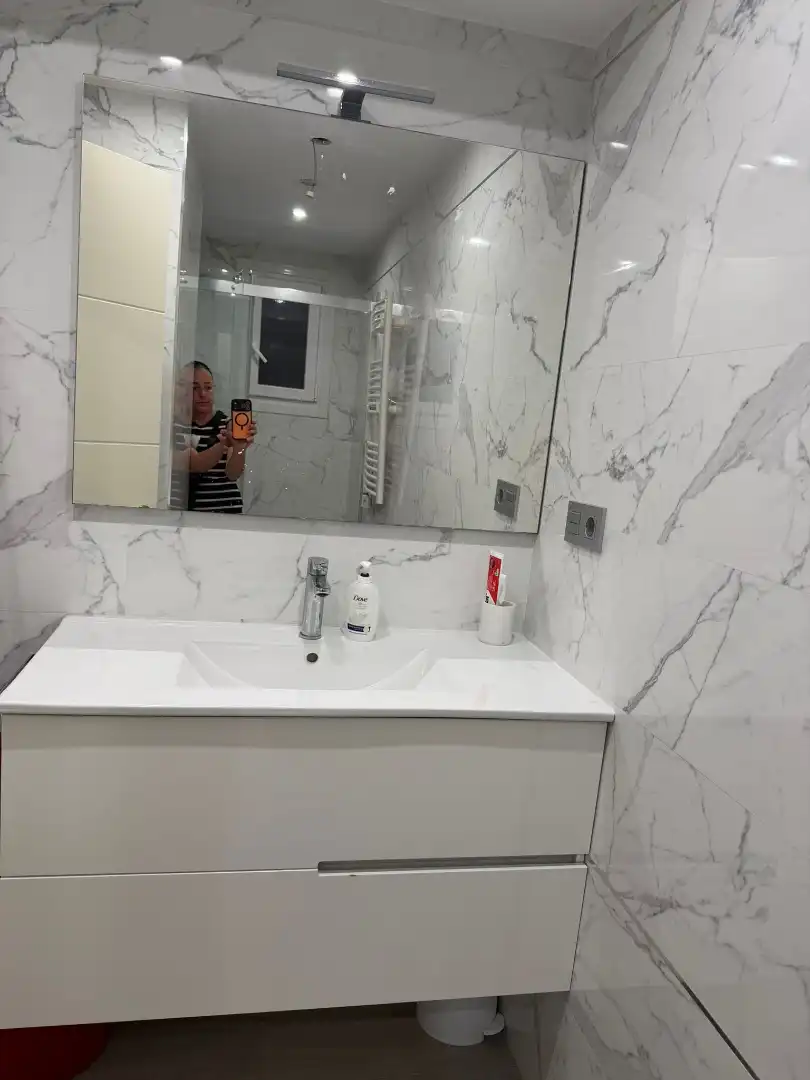 Bathroom of Flat for sale in Barakaldo   with Furnished