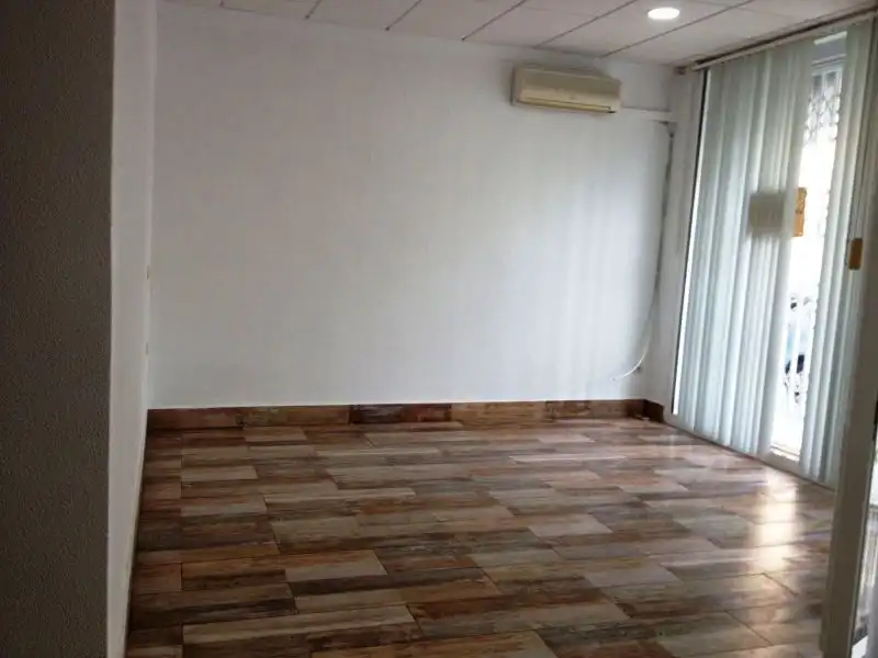 Local comercial en venta en Redován, imagen 2