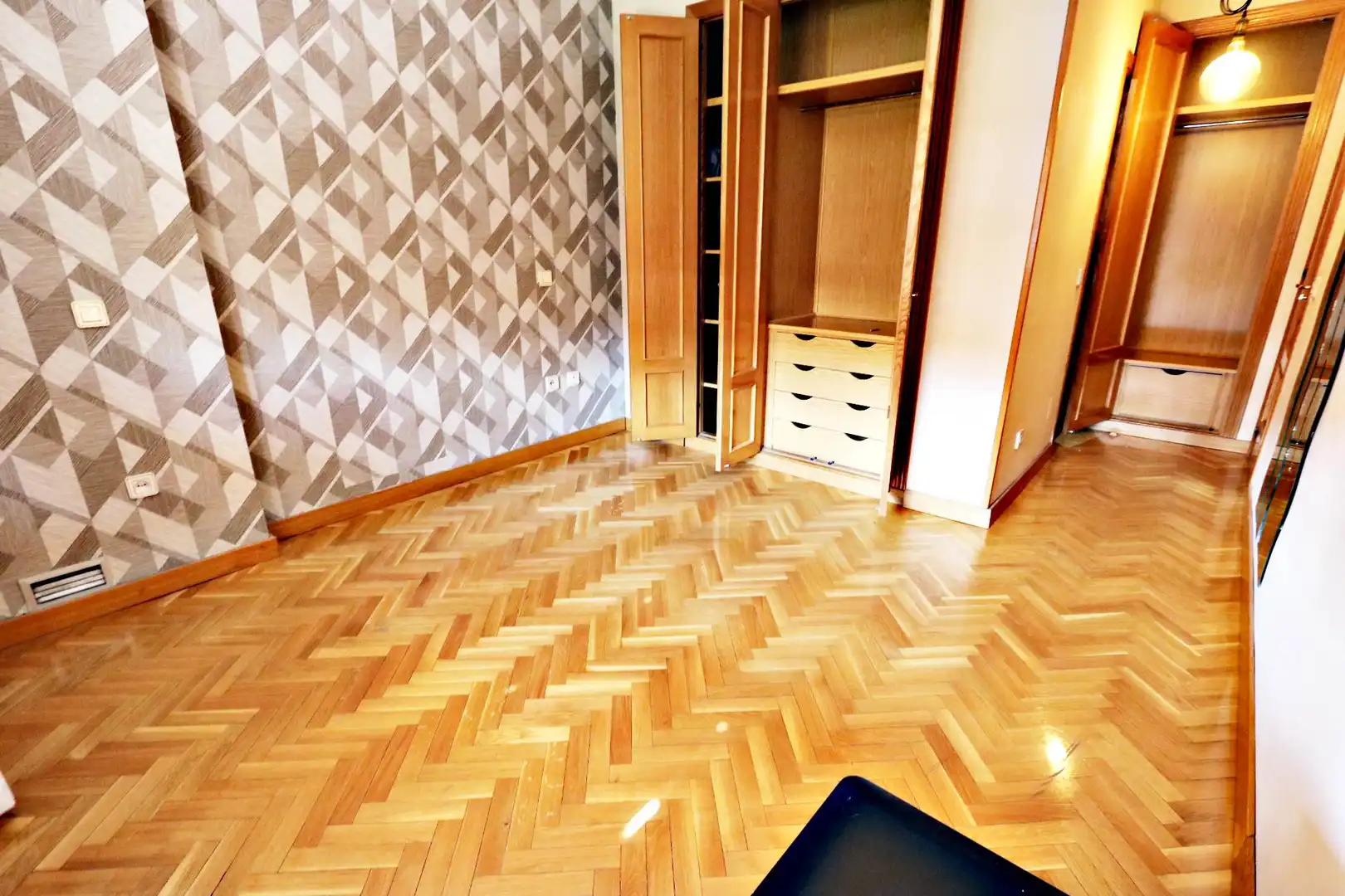 Habitación de Casa o chalet en venta en Getafe con Aire acondicionado, Calefacción y Jardín privado
