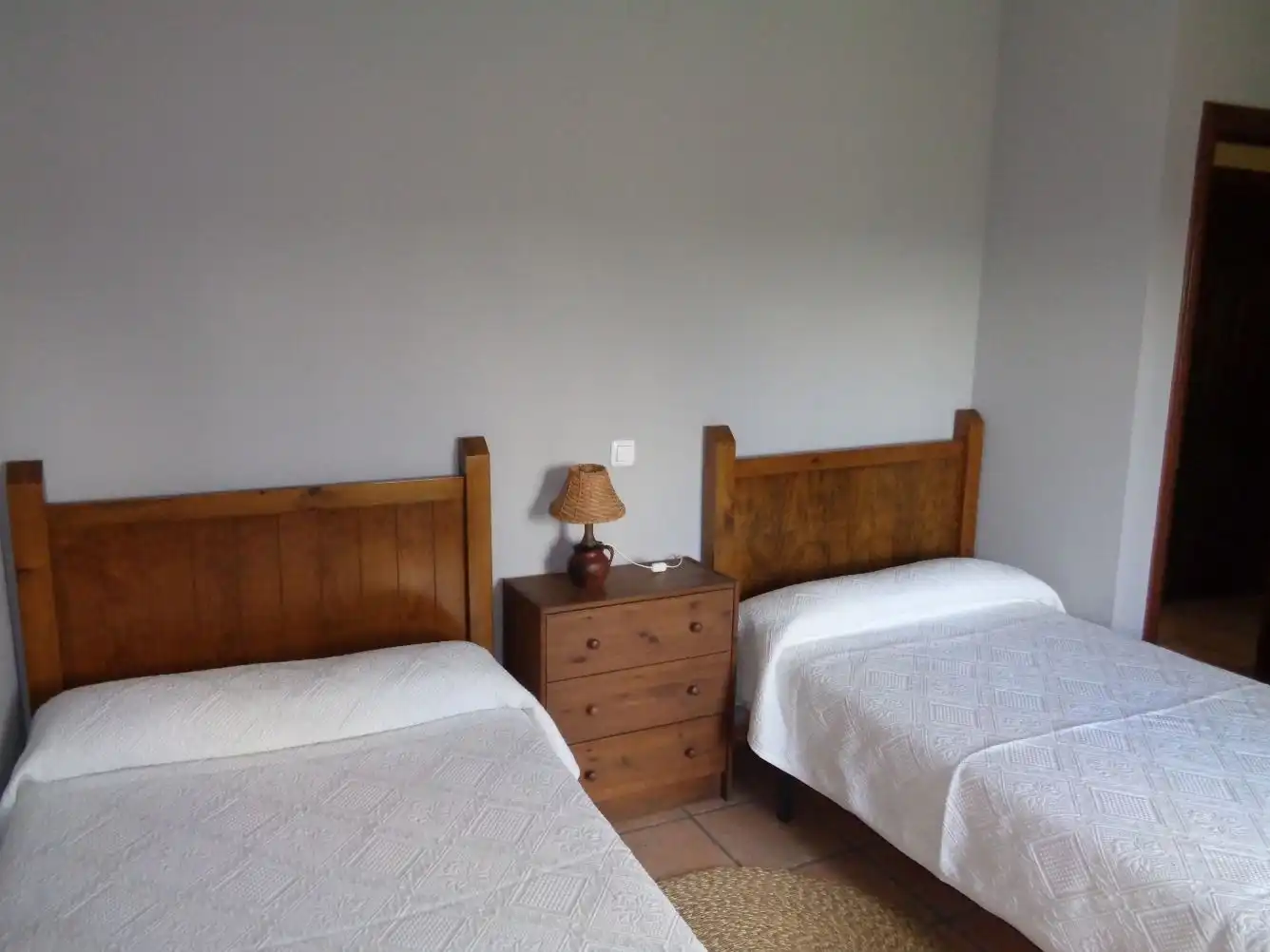 Casa adosada en venta en Calle Retamar, Romangordo