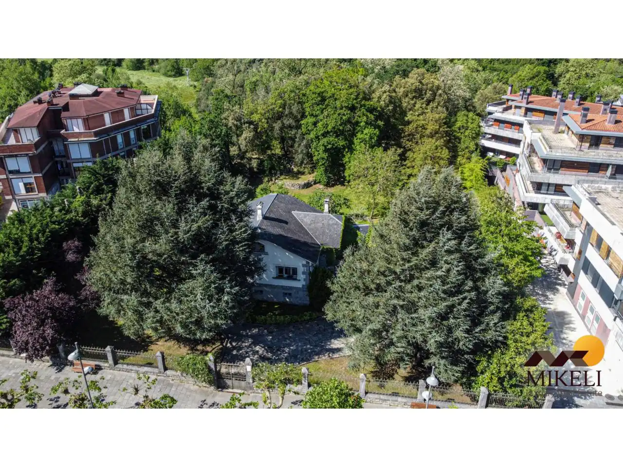 Vista exterior de Casa o xalet de lloguer en Ramales de la Victoria amb Calefacció, Jardí privat i Parquet