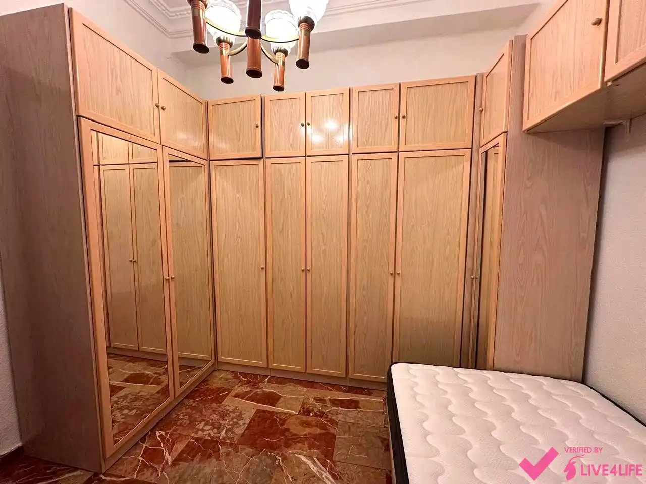 Bedroom of Flat for rent in Valencia  with Furnished