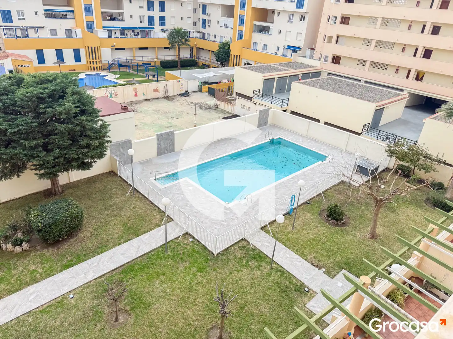 Piscina de Pis en venda en Vélez-Málaga amb Terrassa, Forn i Rentadora
