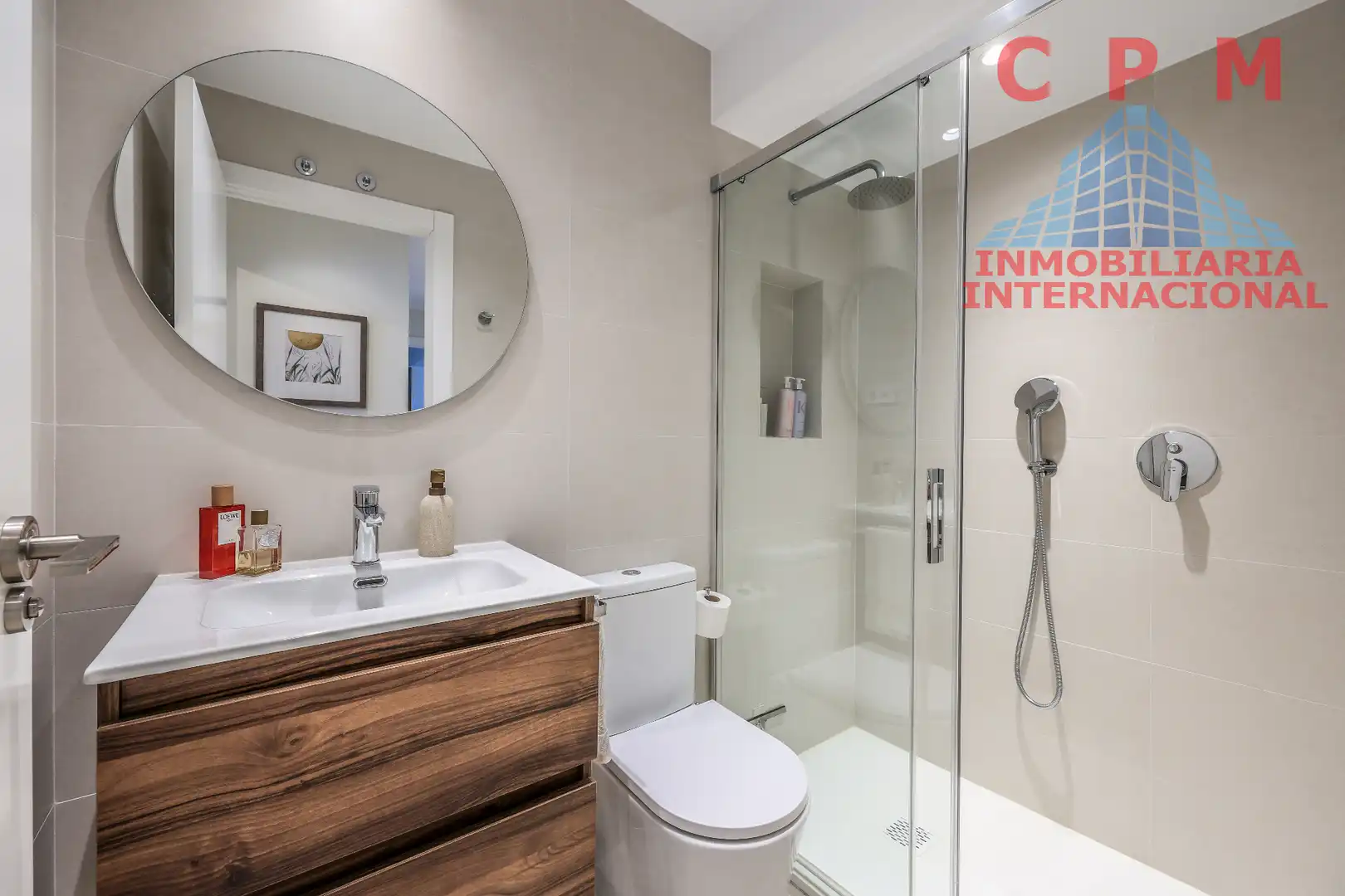 Baño de Piso de alquiler en Madrid con Aire acondicionado, Calefacción y Parquet