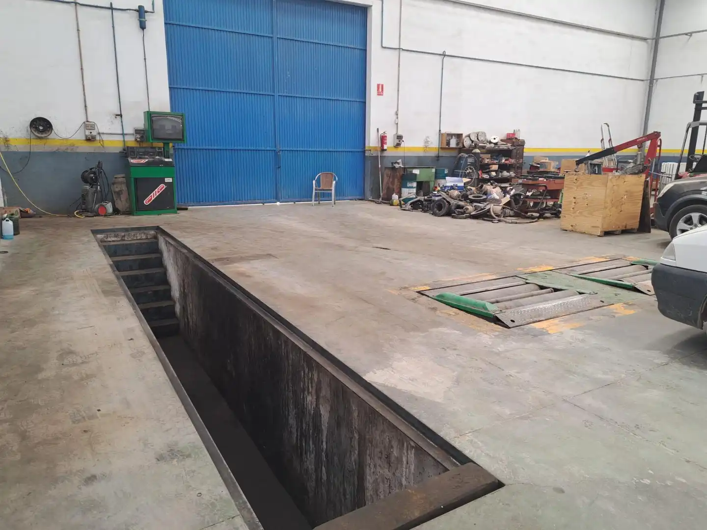 Nau industrial en venda en Utiel